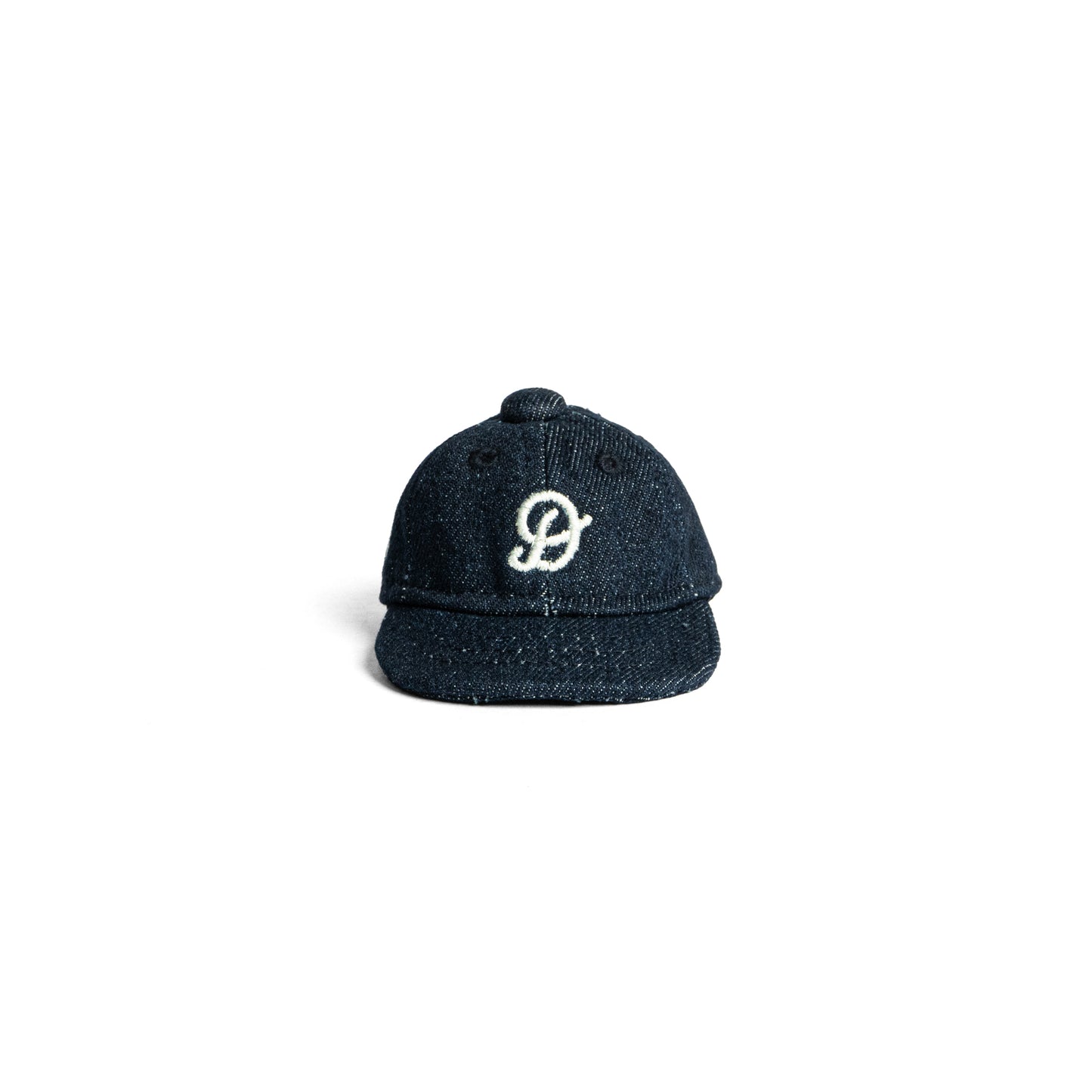 PLUSH D CAP - KEYCHAIN