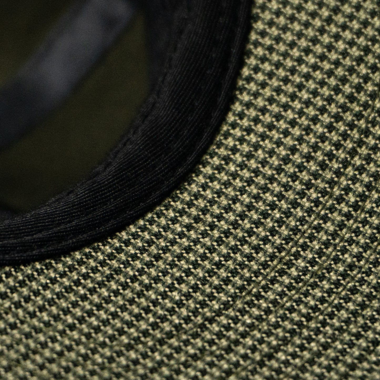 DELFINO LANCE - CAP / MILITAR