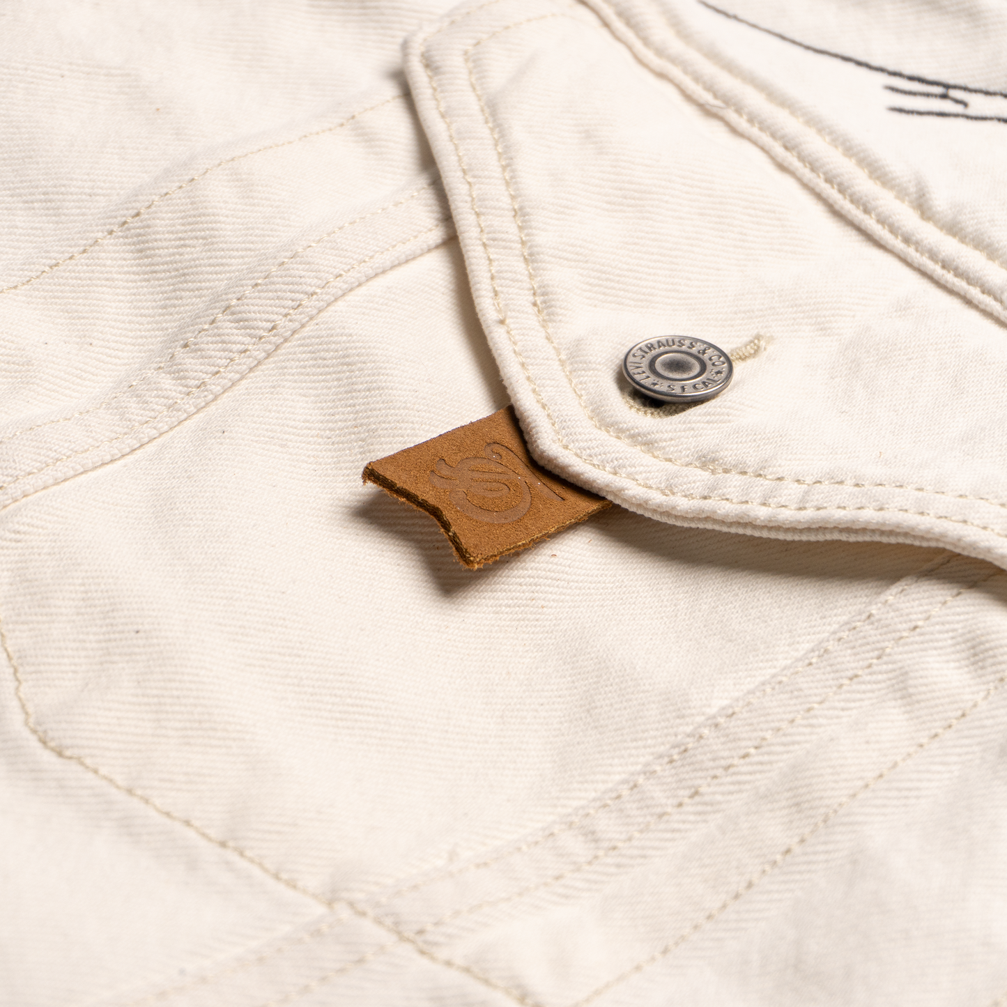 SÁBADO D.F. JACKET X KARLA XIMENA