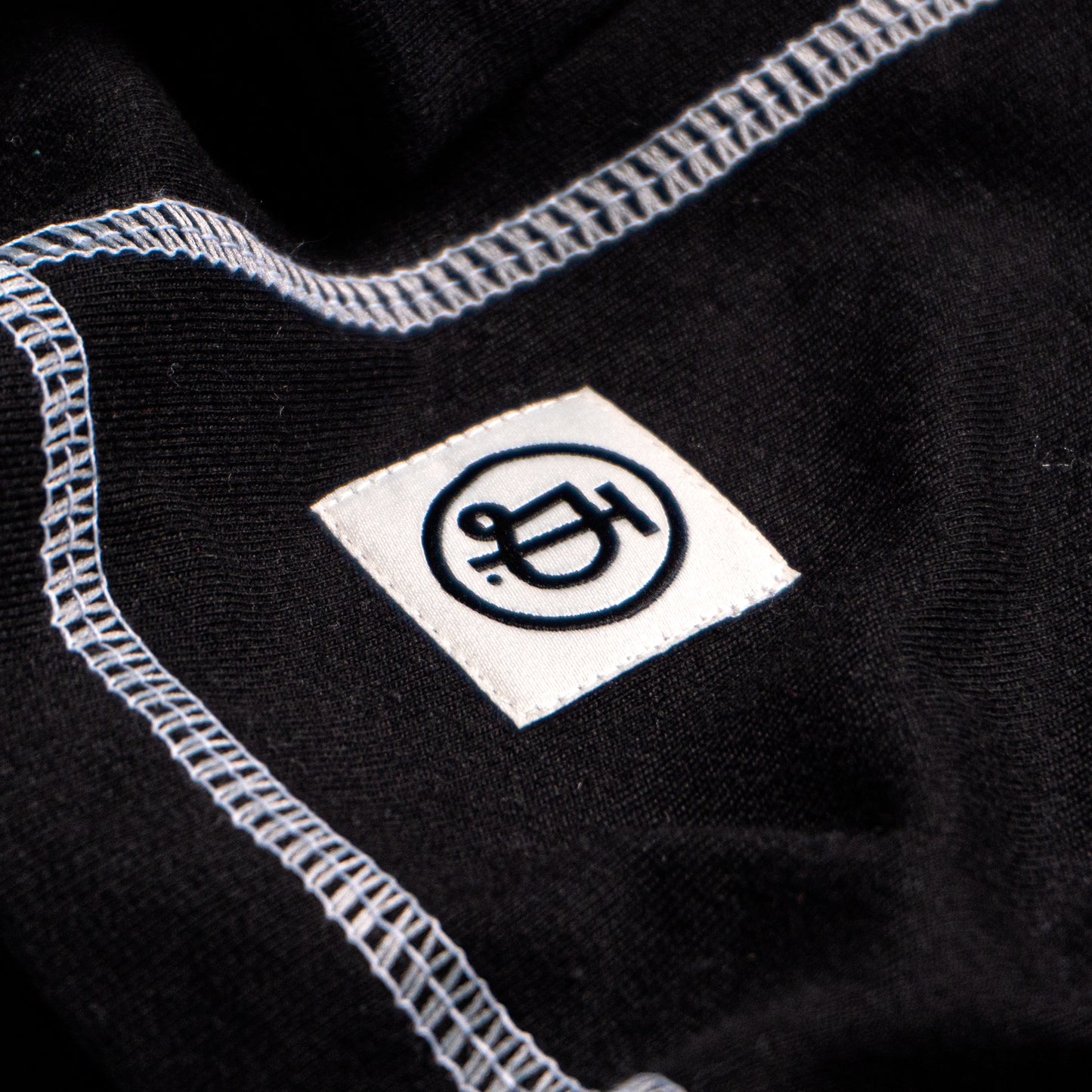 UNIT LONGSLEEVE T-SHIRT / BLACK