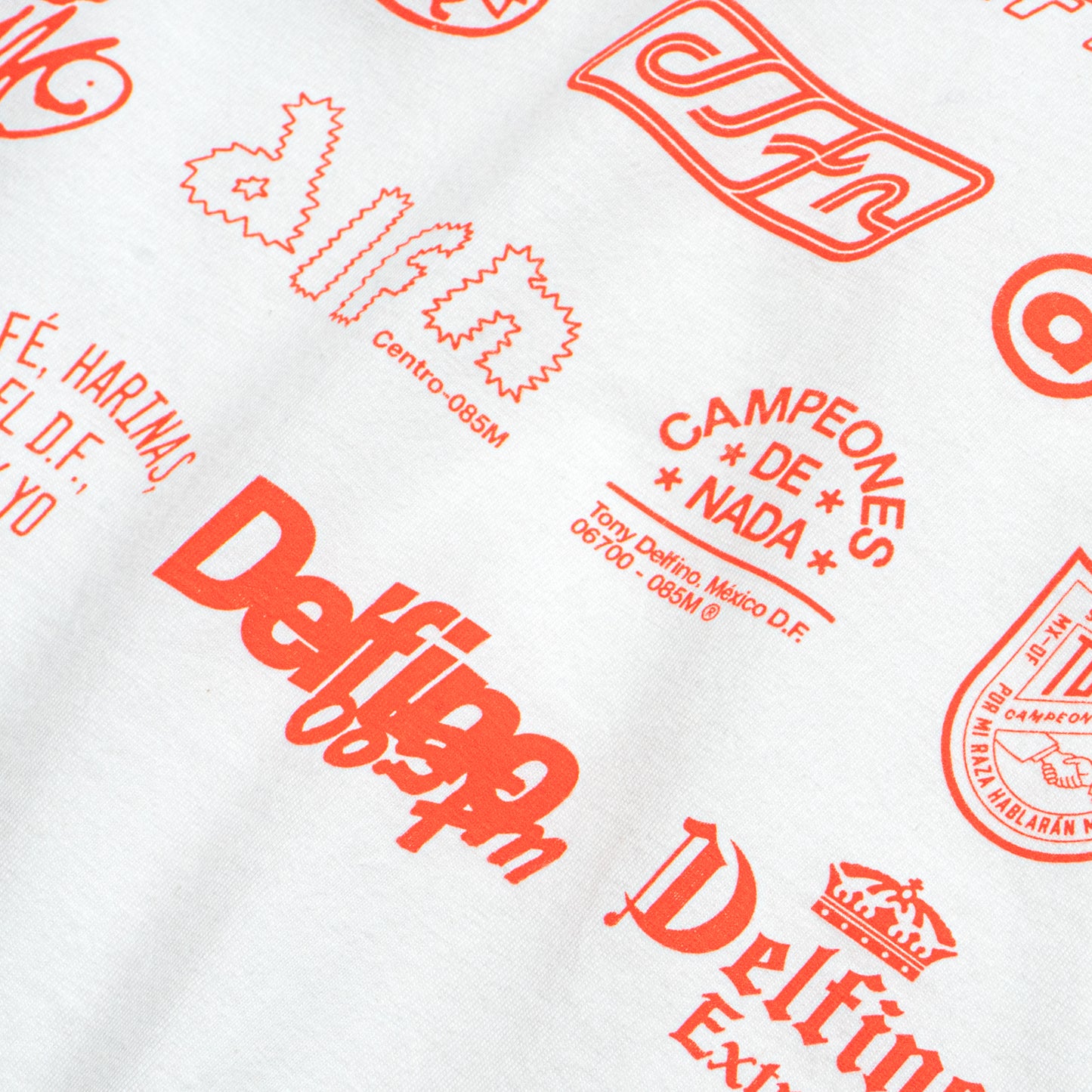 ANUARIO TD 2025 - BUNDLE T-SHIRT + MINI BOOK