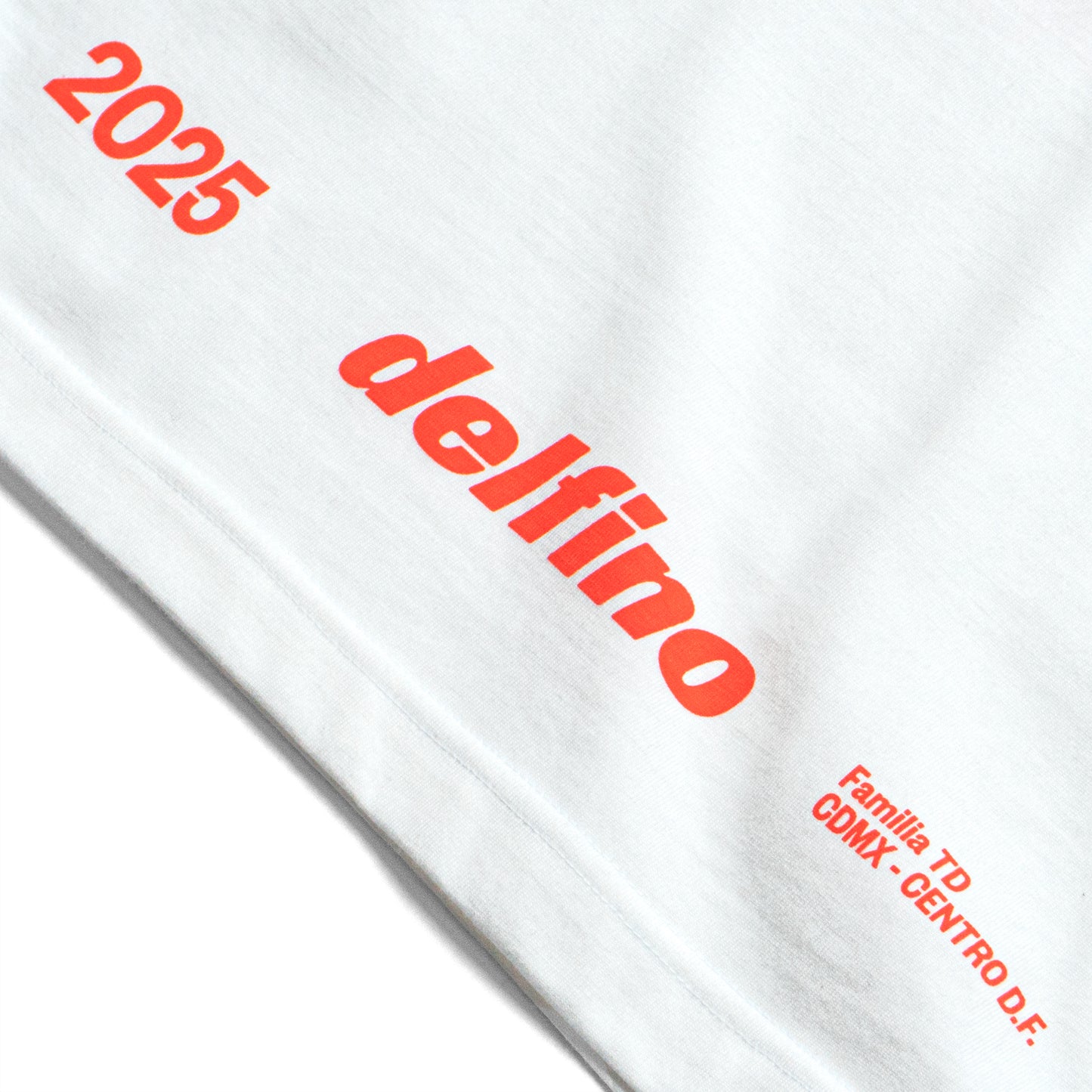 ANUARIO TD 2025 - BUNDLE T-SHIRT + MINI BOOK