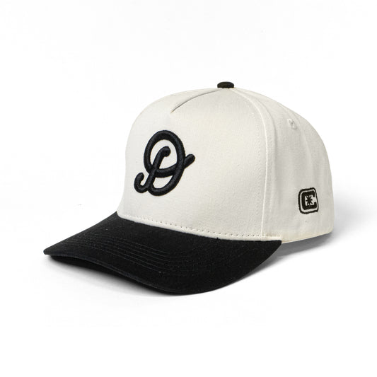 D LOGO- COBRA CAP NEGRO