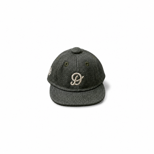 PLUSH D CAP - KEYCHAIN / OLIVO